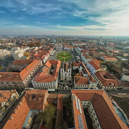 Cozy Apartment In The Historical City Center Timisoara Exterior photo
