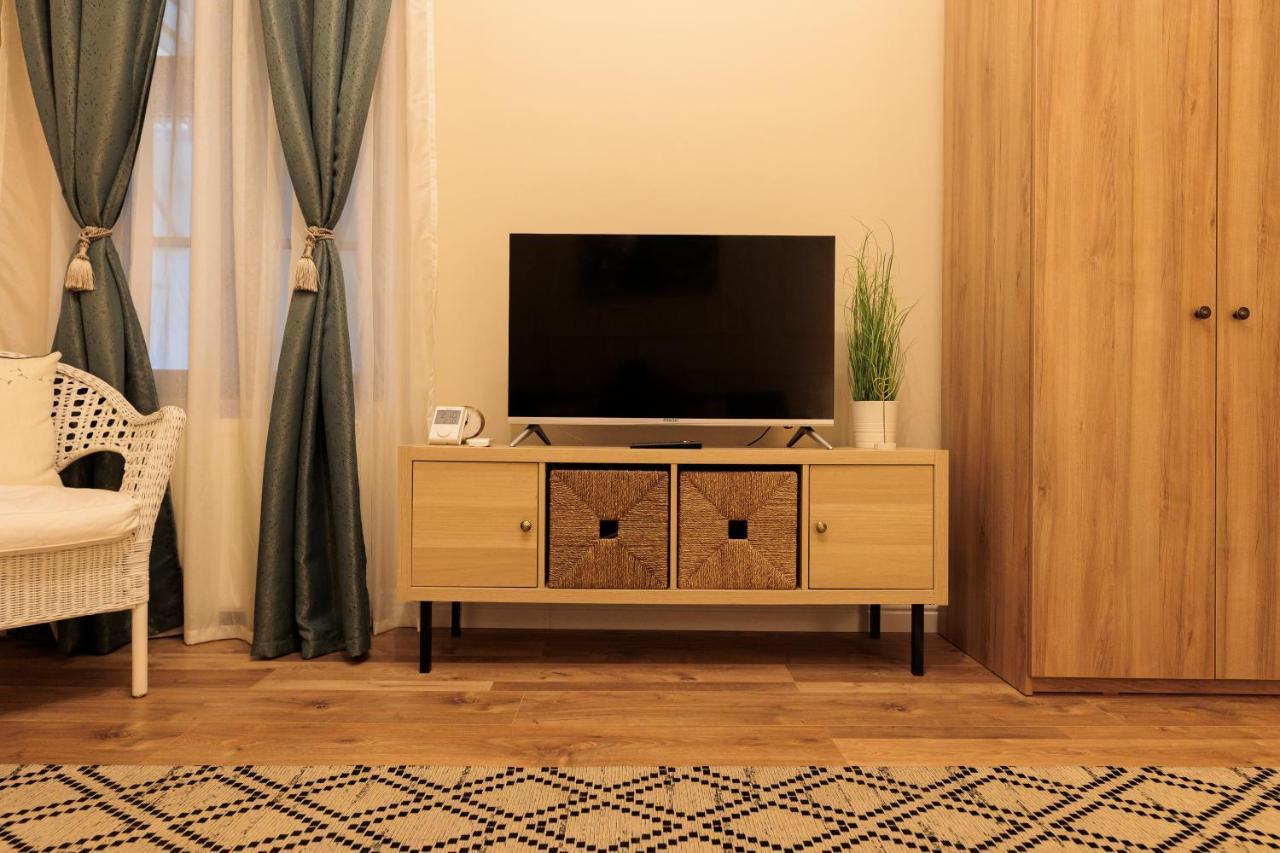 Cozy Apartment In The Historical City Center Timisoara Exterior photo