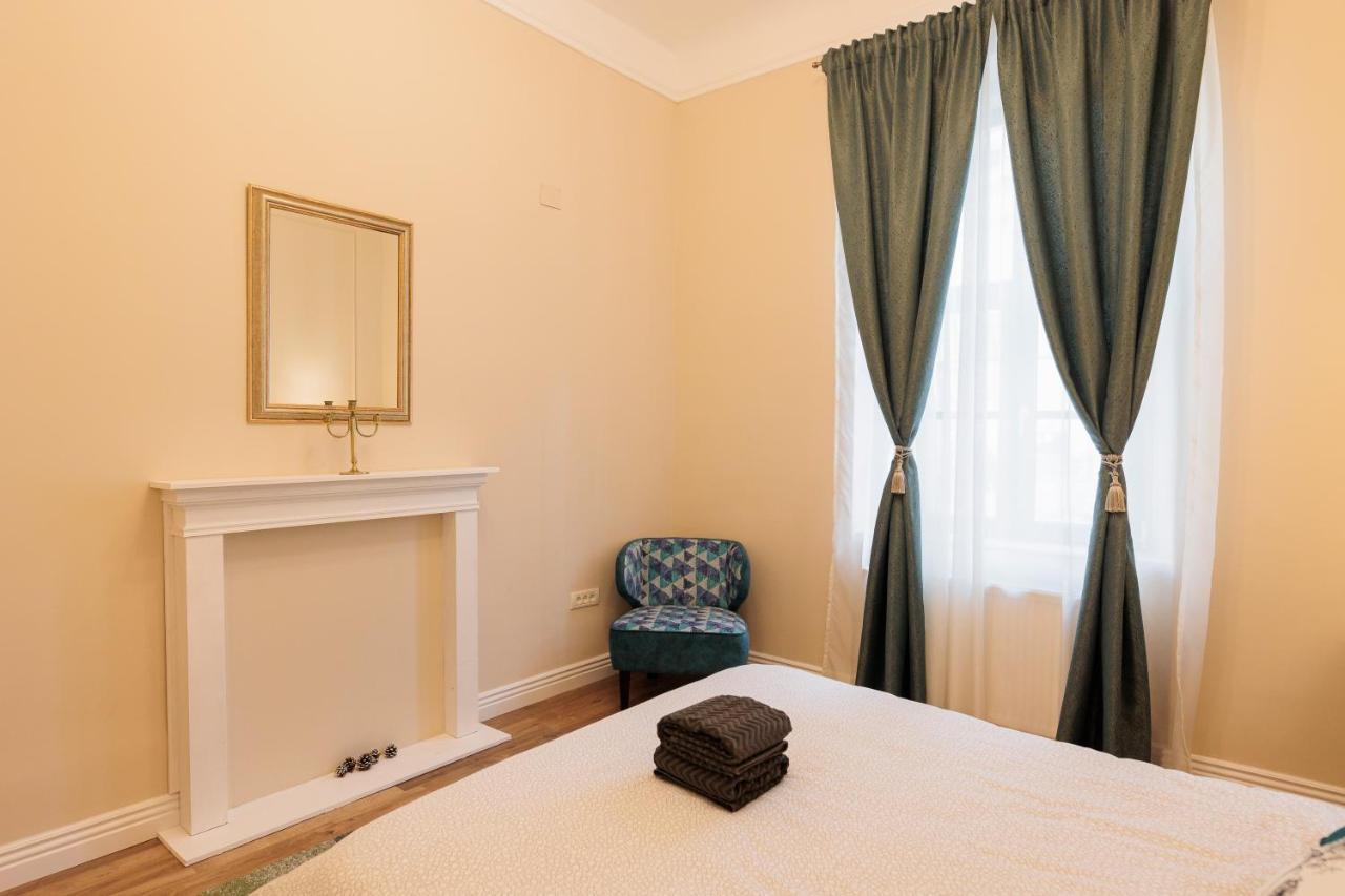 Cozy Apartment In The Historical City Center Timisoara Exterior photo